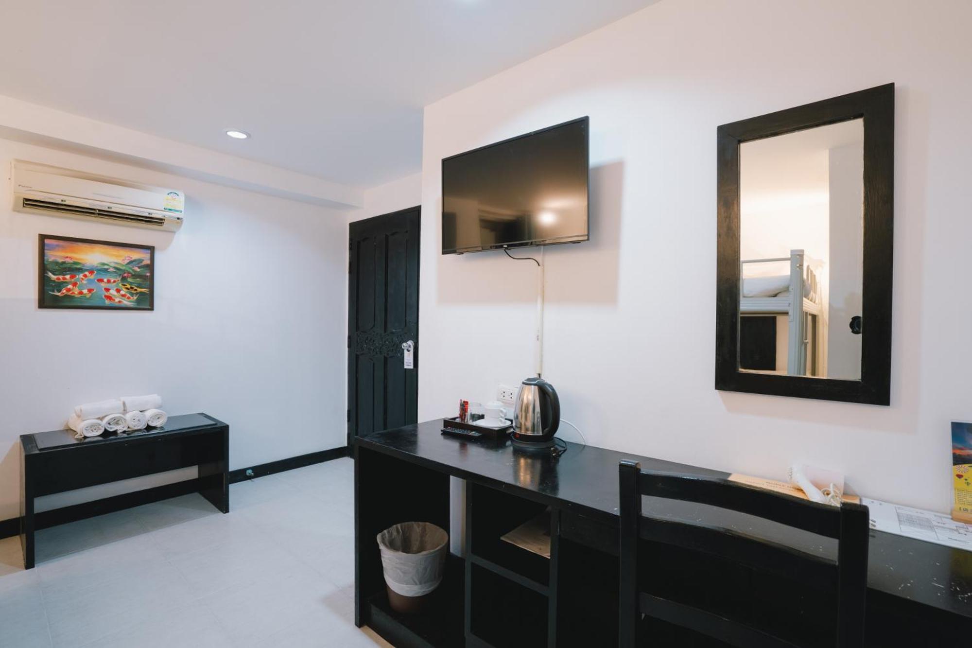 Noble House Patong Otel Dış mekan fotoğraf