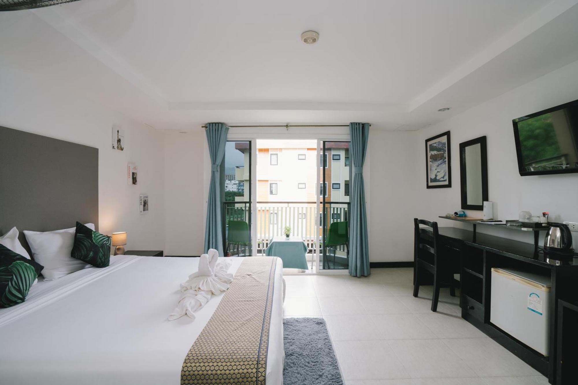 Noble House Patong Otel Dış mekan fotoğraf